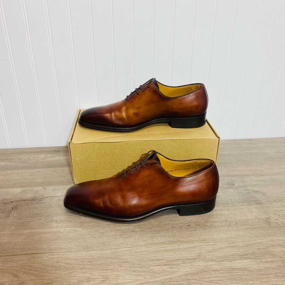 Magnanni Rich Brown Leather Oxfords - Picture 2 of 13